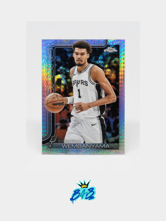 [M08] Victor Wembanyama - 2025/26 Topps Chrome NBA #221 (Base - Prism)